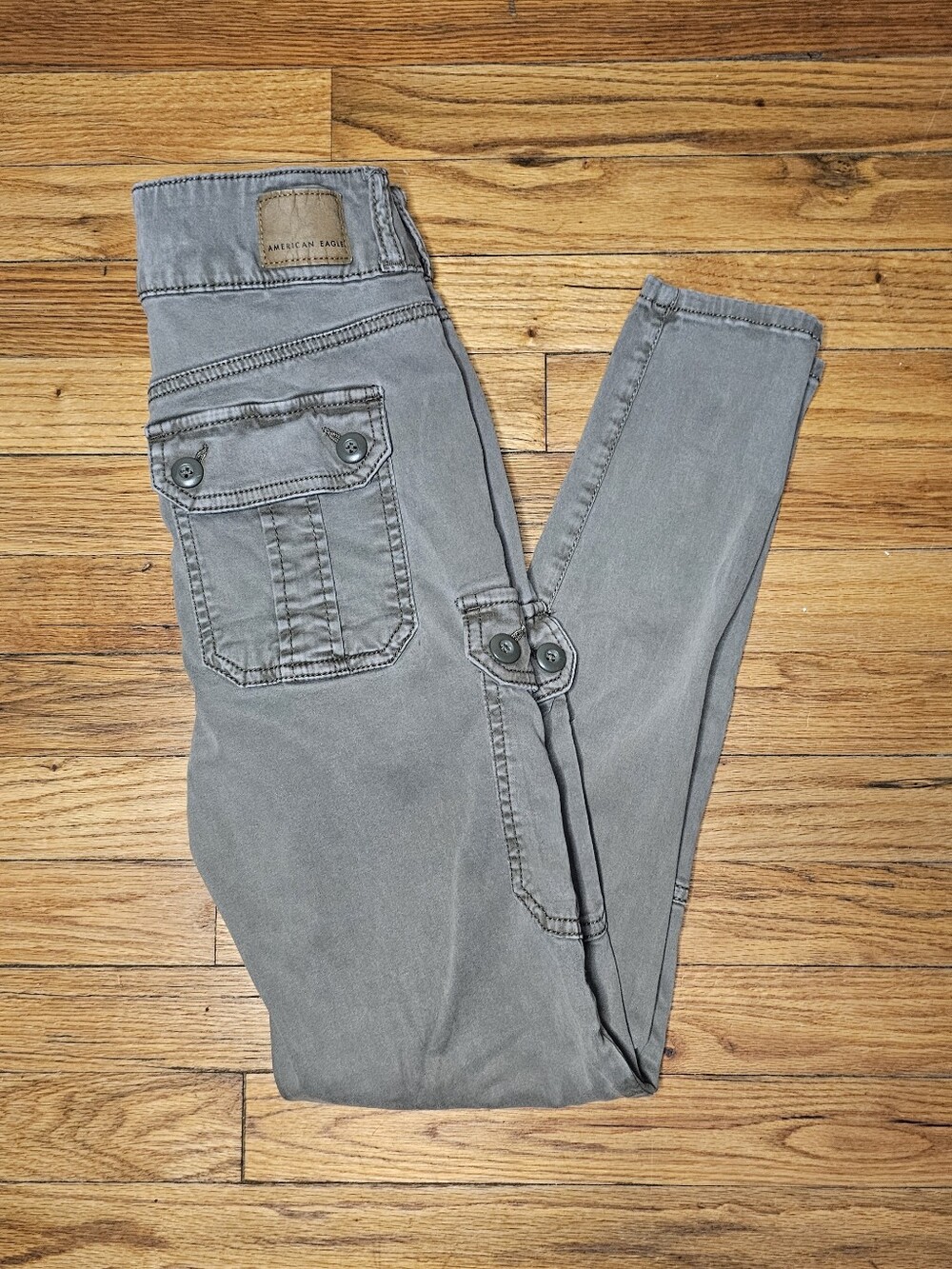 American Eagle Olive Cargo Pants